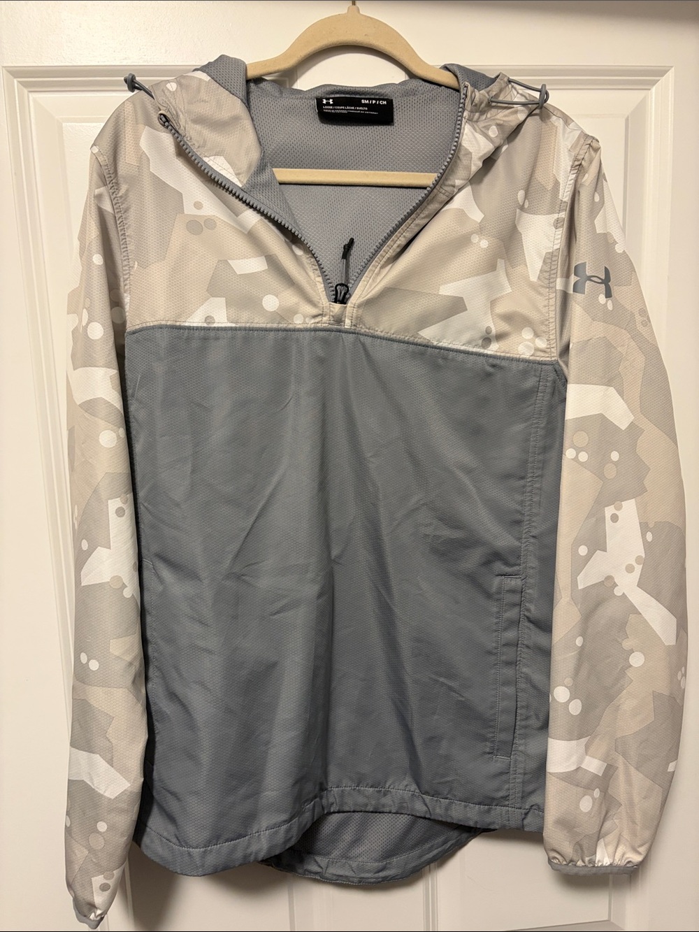 Under Armour Gray & Beige Camo Half-Zip Hooded Anorak
